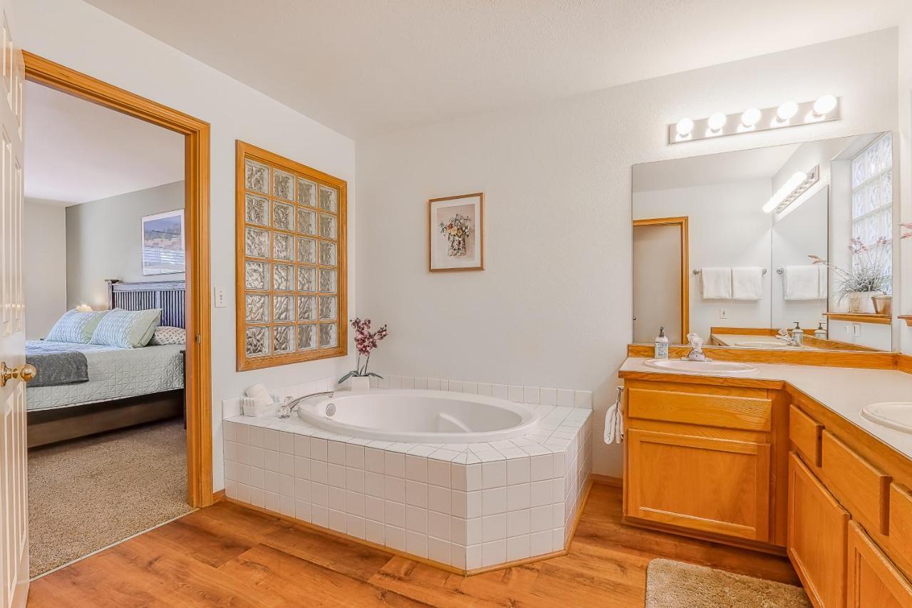 Eagle Crest Resort On Golf Course With Hot Tub Redmond Εξωτερικό φωτογραφία